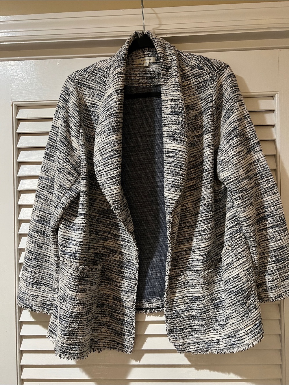Max Studio Black, Blue, & White Textured Open Blazer